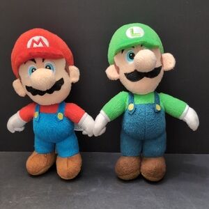 VGT 2010,Lot Of 2 Super Mario & Luigi Brothers Plush Toys.